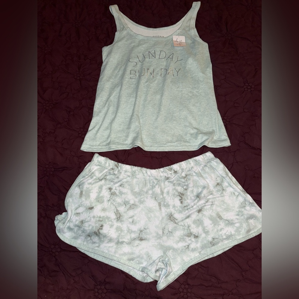 Danskin Women's Pajama Set in Light Green
